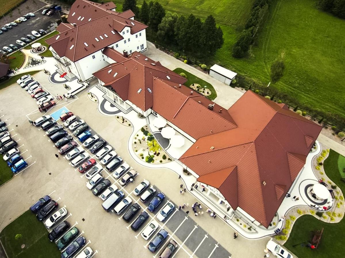 Bed and Breakfast Bialy Dwor Rychwal Экстерьер фото