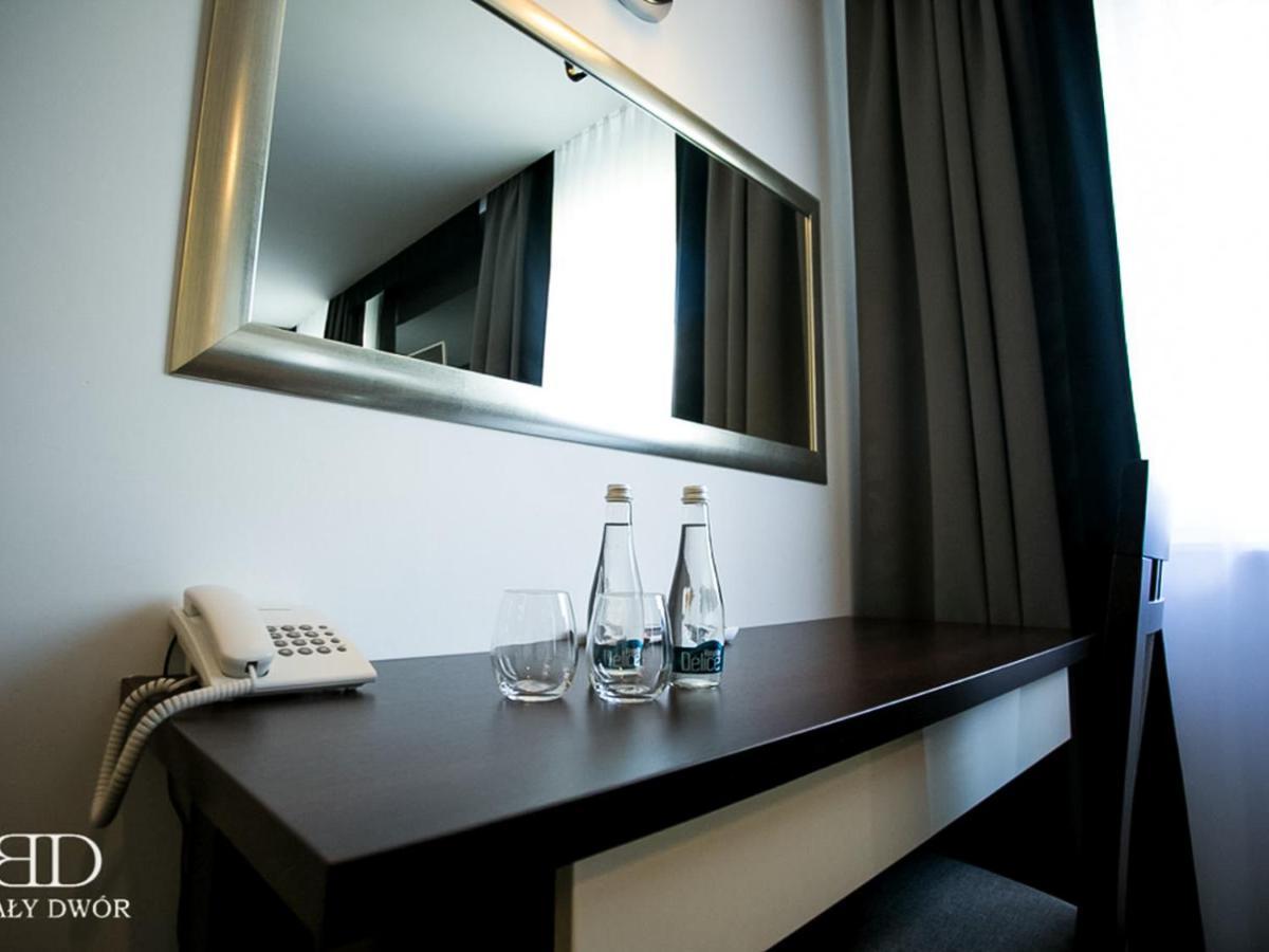 Bed and Breakfast Bialy Dwor Rychwal Экстерьер фото