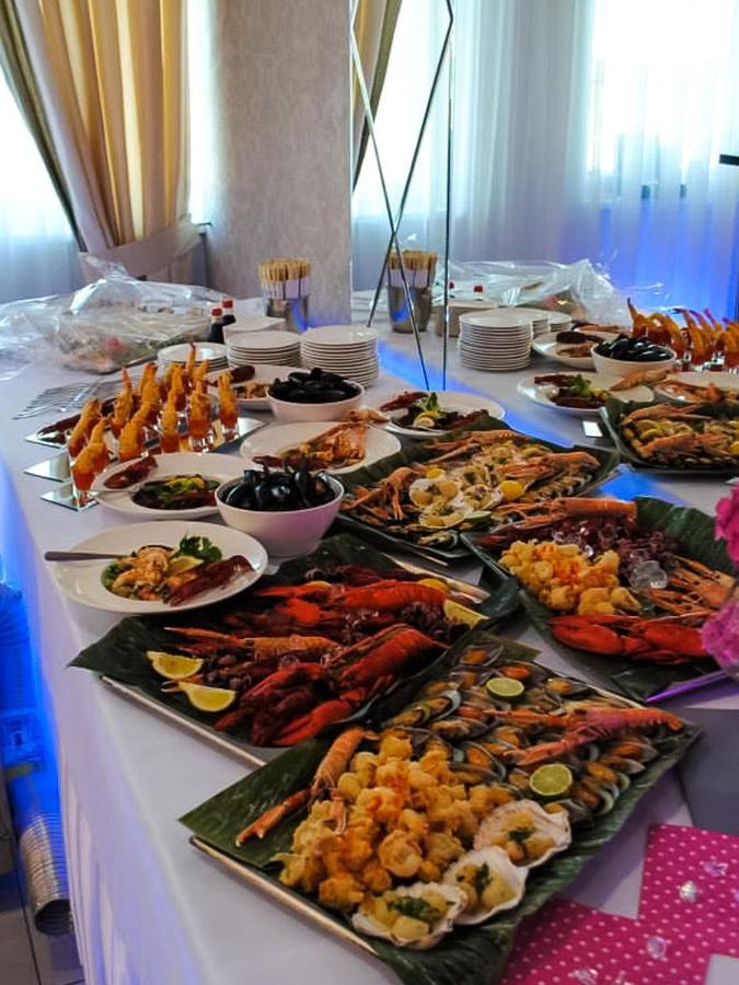 Bed and Breakfast Bialy Dwor Rychwal Экстерьер фото