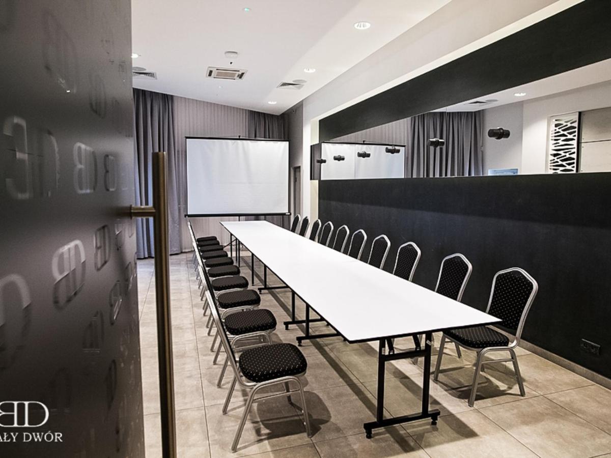 Bed and Breakfast Bialy Dwor Rychwal Экстерьер фото